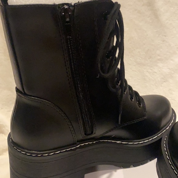 BRAND NEW BLACK COMBAT BOOTS - Picture 3 of 5